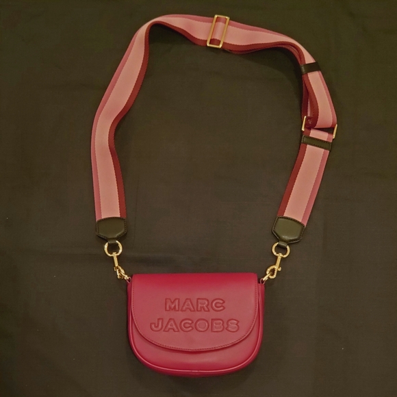 Marc Jacobs Handbags - NEW Marc Jacobs Flash Saddle Bag